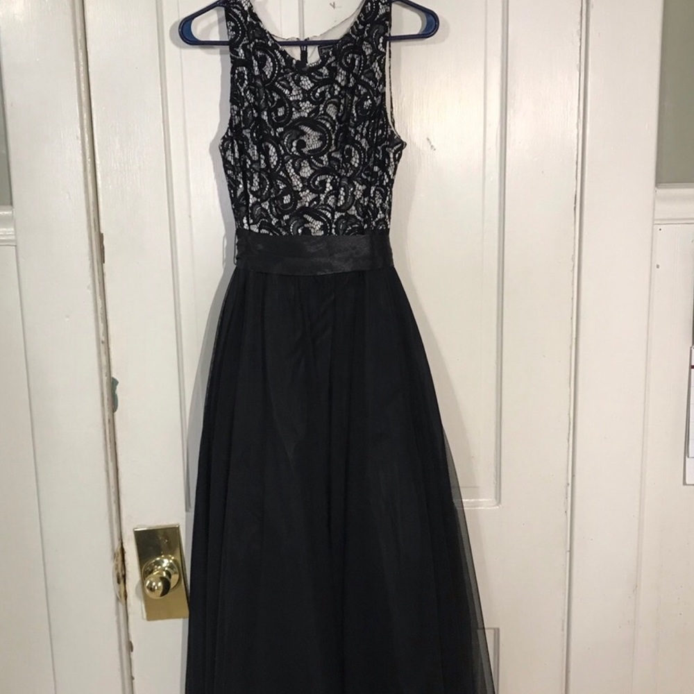 Even gown or Prom Dress